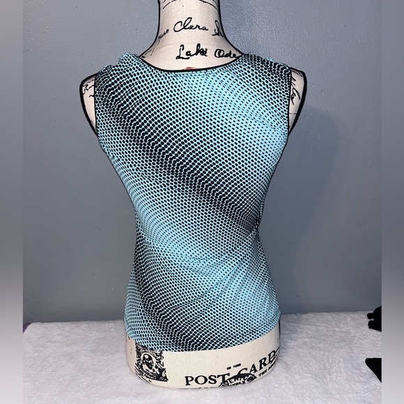 FOREVER 21 VINTAGE TOP - Picture 3 of 3